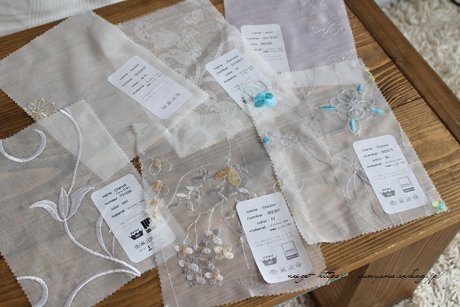 【オーダーカーテン】お洒落な刺繍入りレースカーテンでリビングの模様替え♪_f0023333_08112037.jpg
