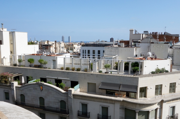 カサ・ミラ Casa Mila, La Pedrera アントニ・ガウディ Antoni Gaudi 2018年9月 バルセロナの旅(3)_f0117059_21293546.jpg