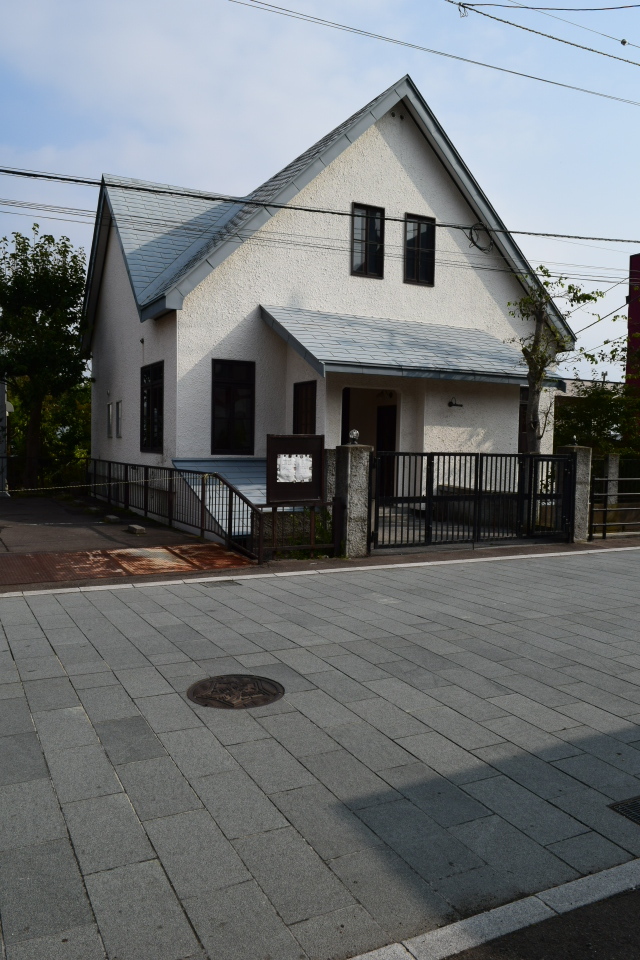 函館元町の函館パターテ、旧岡本栄三郎邸(函館の建築再見)_f0142606_09425584.jpg
