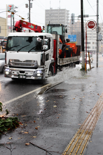 雨ひどい。_a0139912_11191937.jpg