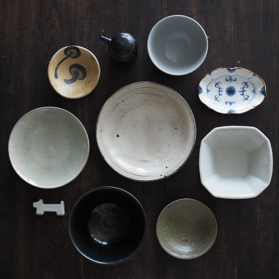 小さな器とごはん茶碗で再び_b0206421_12024004.jpg