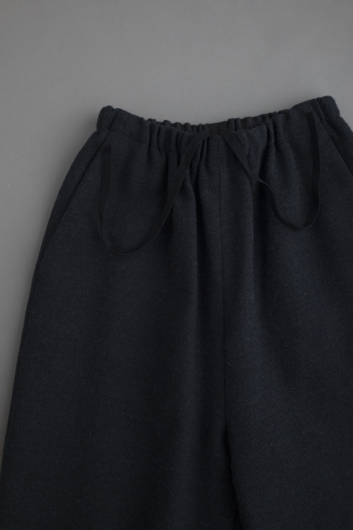ゴーシュ チェビオットツイル ワイドパンツ : un.regard.moderne ゴーシュ チェビオットツイル ワイドパンツ : un.regard.moderne