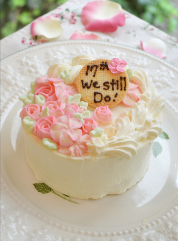 結婚記念日ケーキ 東京都調布市菊野台の手作りお菓子工房 アトリエタルトタタン
