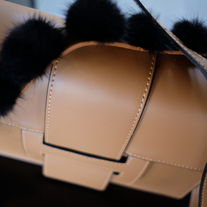 ”コラボ企画～2018 FALL & WINTER Import Bag Selection...10/29mon”_d0153941_18181413.jpg