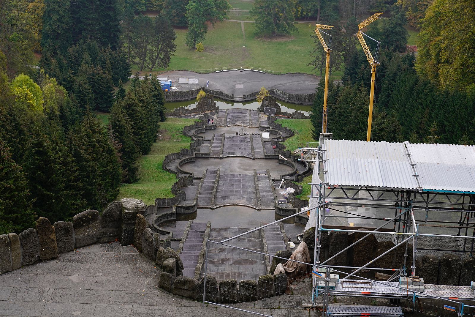 【世界遺産】　ヴィルヘルムスヘーエ城公園　行き方、見学のしかた　（ドイツ）_b0212342_09122549.jpg