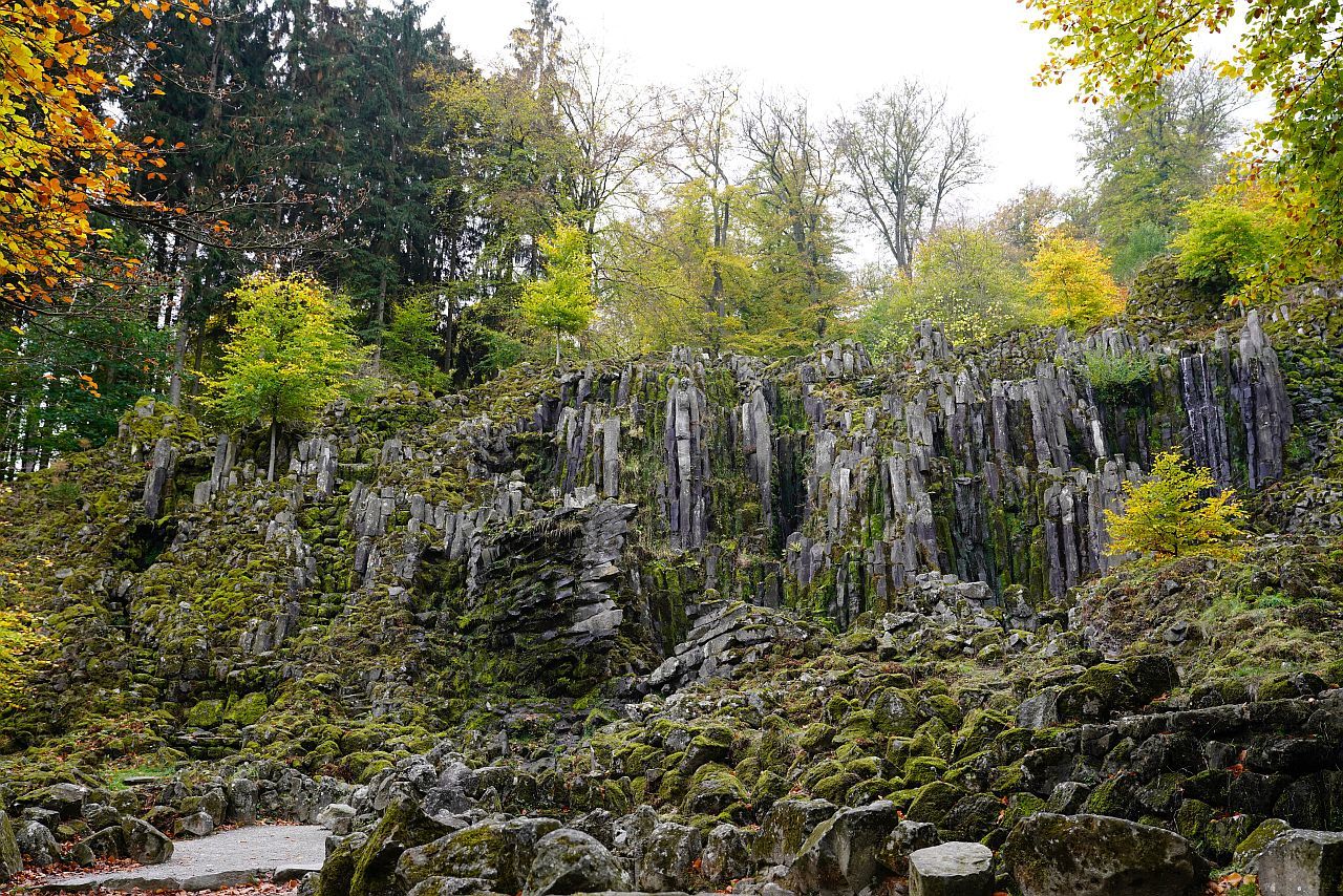 【世界遺産】　ヴィルヘルムスヘーエ城公園　行き方、見学のしかた　（ドイツ）_b0212342_09245880.jpg