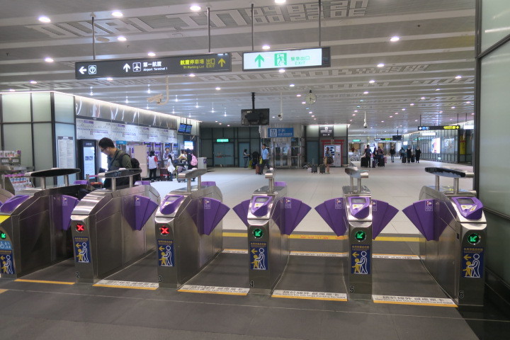 台湾出張 1日目_c0132901_00595708.jpg