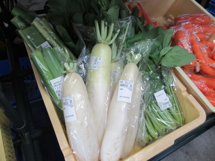 【秋の味覚がやってきた!】秋野菜や葉物が出始めました!_f0227434_14300986.jpg