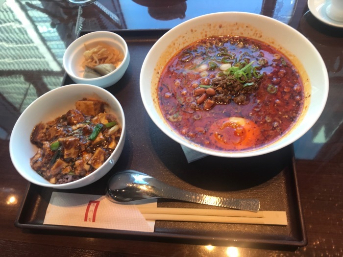 昼は過門香で_b0084241_18285260.jpg