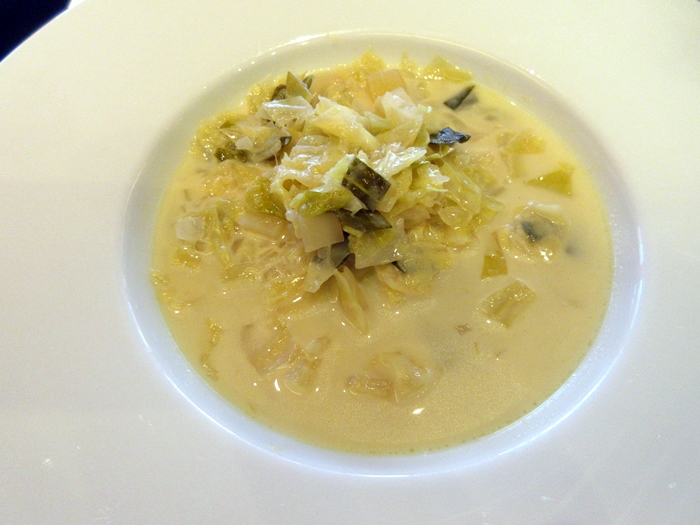 【Cafe Troisgros】美味しいランチ【小田急新宿本店】パンとデリ_b0009849_1611389.jpg