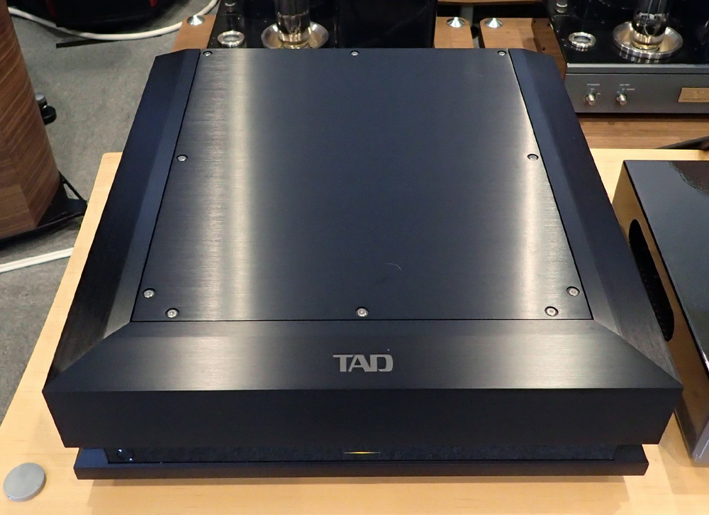 TAD-E1TX・TAD-M1000-ｋ　試聴してみました。_b0262449_19141957.jpg