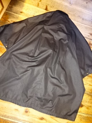 １０周年記念　店内全品５０％OFFセール　残り４日_d0176398_2002695.jpg