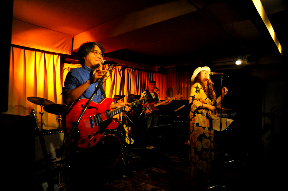 a0088007_22083992.jpg