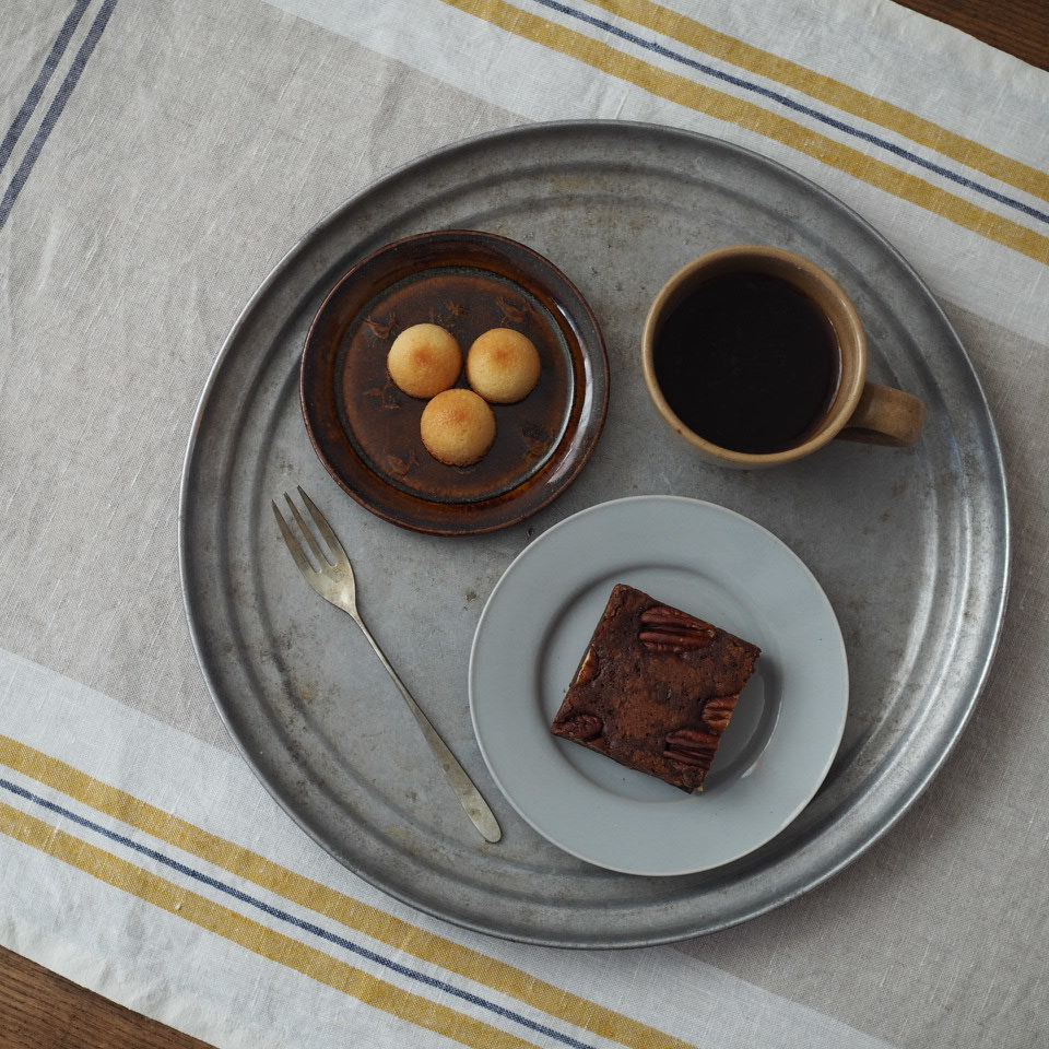 お茶の時間と11月の営業日_b0206421_12560249.jpg
