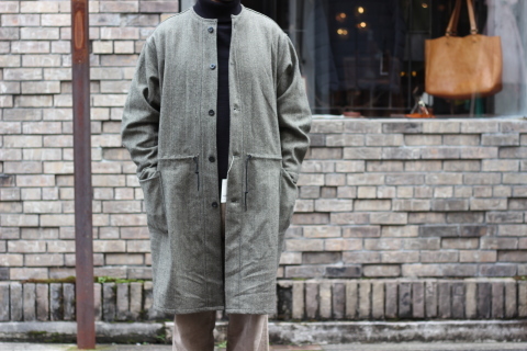 唯一無二の雰囲気「orSlow」 \"NO COLLAR COAT\" ご紹介_f0191324_07363217.jpg