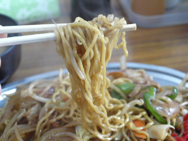 マルトマ食堂 その87(プレミアム醤油 ホッキやきそば)_d0153062_10231593.jpg