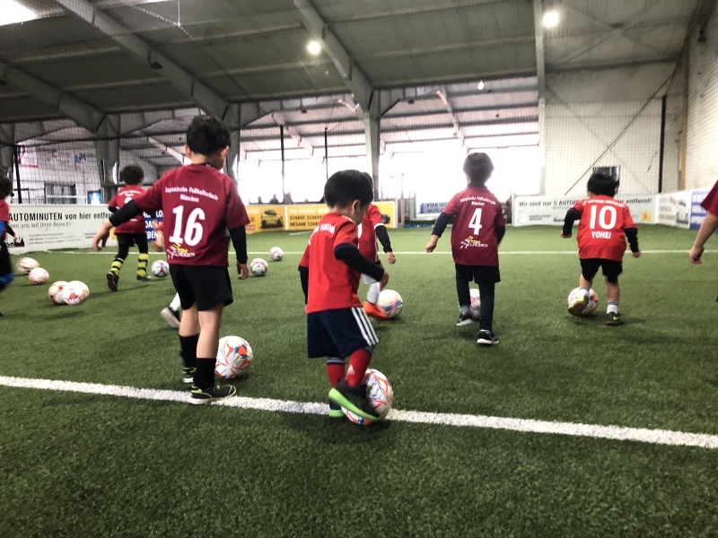 ミュンヘン日本人サッカー幼稚園⚽️_f0360184_23555101.jpeg