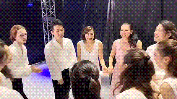 e0199691_23480486.gif