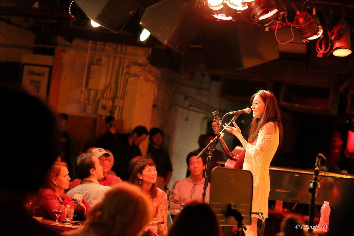 植村花菜 @ The Bitter End Oct 28 2018_a0274805_21573876.jpg