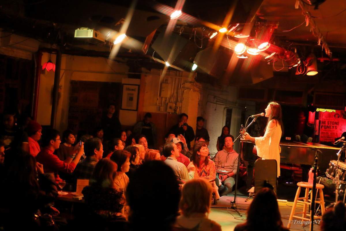 植村花菜 @ The Bitter End Oct 28 2018_a0274805_21583987.jpg