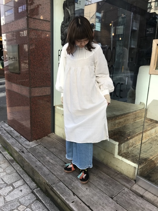 リネンスモッキングハイネックオペラワンピース Sapporo Staff Blog