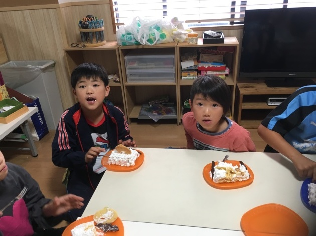 10月のお誕生会2018_e0131910_10371919.jpg