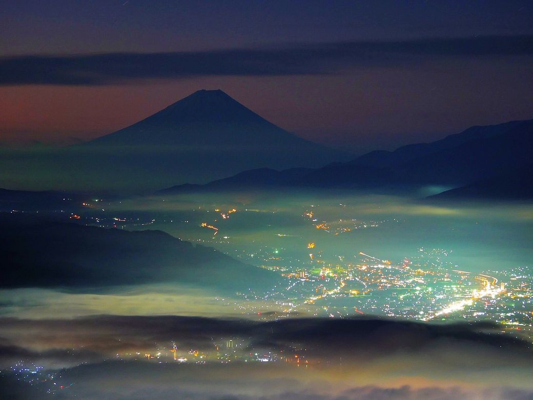 絶景！雲海に煙ぶる諏訪湖の街の灯と富士山のシルエット♪・・・２０１８秋の高ボッチ高原行（２）_a0031821_12492027.jpg