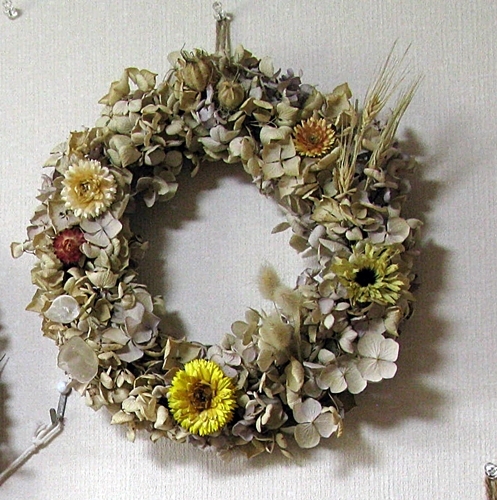 秋色紫陽花 西安でリース作りました_f0129726_18494200.jpg