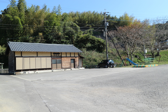 里山歩き・（トギシ山で冬の花蕨）＆（白石山でコウヤボウキ）を楽しむ！_e0272335_1853064.jpg