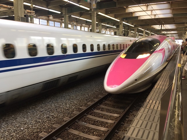 キティちゃん新幹線に乗れたぁー♪ : ロンパラ！（LONDON