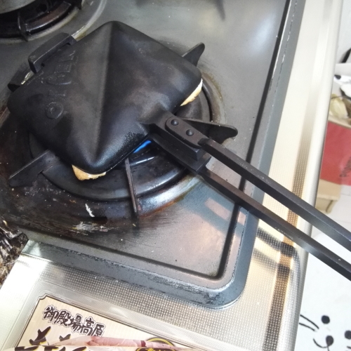 南部鉄ホットサンドメーカー_c0149987_12103078.jpg