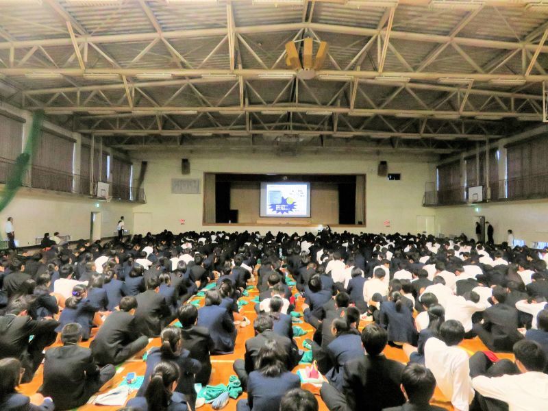 県立高校、デートDV研修会開催_b0154492_20430510.jpg