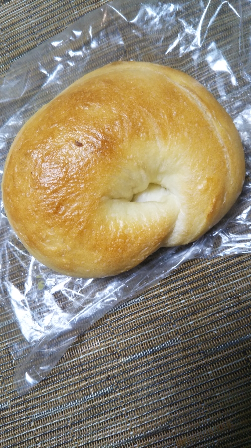 カリンベーグル ピスタチオガナッシュベリーチーズケーキ_f0076001_22333218.jpg
