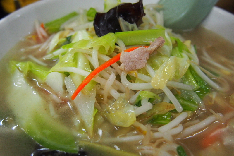 【野菜が美味いアツい一杯】タンメン胖（ばん）＠千葉駅_b0008655_15091565.jpg
