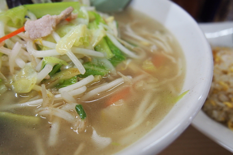 【野菜が美味いアツい一杯】タンメン胖（ばん）＠千葉駅_b0008655_15095908.jpg