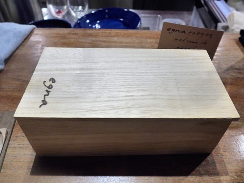 吉祥寺「egna (エーニャ)」へ行く。_f0232060_224481.jpg