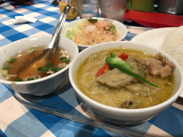 KHAO SAN（新宿）で グリーンカレーをかっ喰らう！_c0212604_16232135.jpg