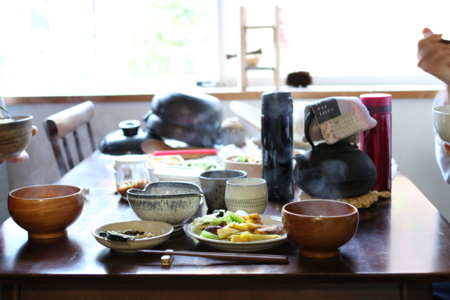 朝ごはんの風景_f0354014_10421862.jpg