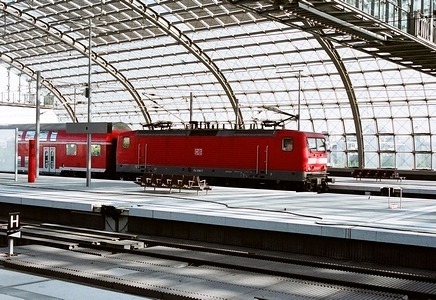 ベルリン中央駅開業_e0030537_22215023.jpg