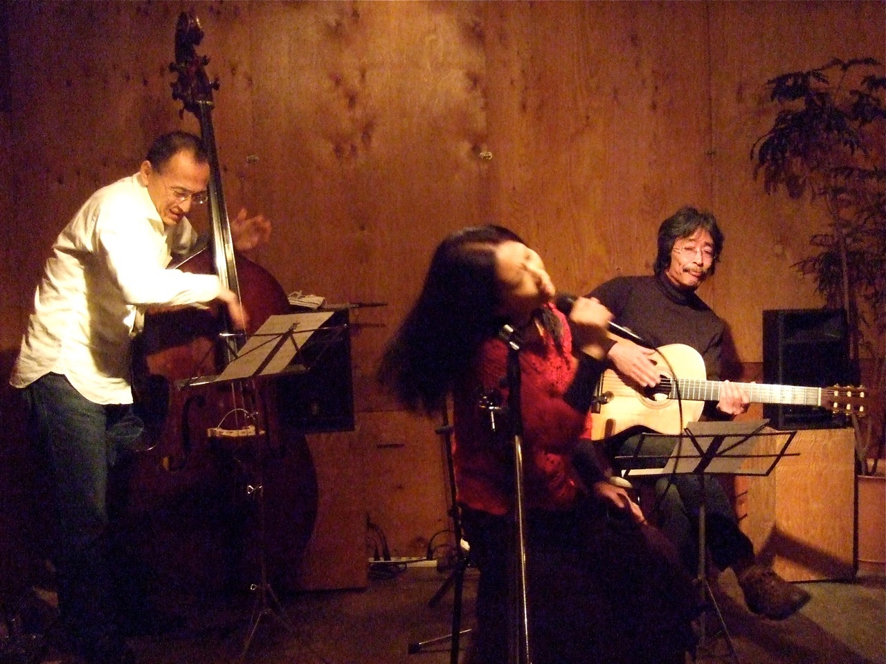 是安則克さんと「Fast Song」のこと &【ミクロマクロ】写真集_d0244370_16450405.jpg