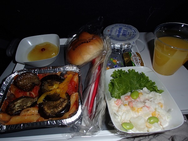 f0392779_18553135.jpg