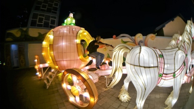 クリスナ遊園地の巻_c0211615_12382932.jpg