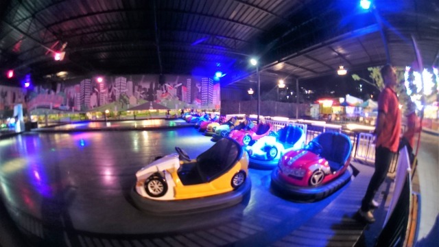 クリスナ遊園地の巻_c0211615_12535351.jpg