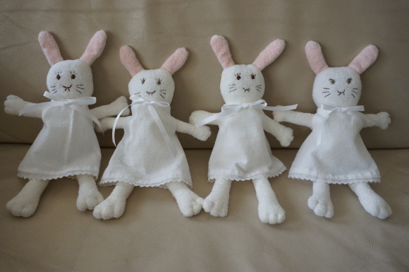 絵本「わたしのワンピース」劇場 〜ミシンカタカタ〜_d0348118_11364236.jpeg