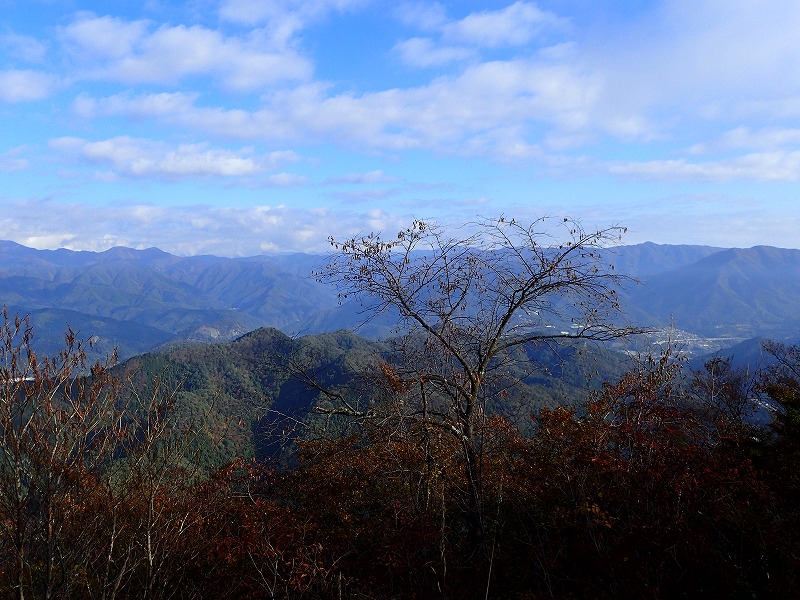 その２（九鬼山・高川山）_e0284726_0461229.jpg