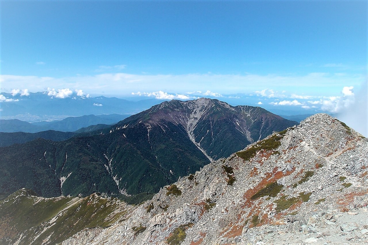 北岳リベンジ！間ノ岳への天空の回廊を行く！前半 2017.9.24_e0368467_10553909.jpg