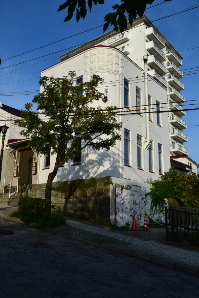 函館末広町の大三坂ビルジング(建築家・関根要太郎函館作品?再訪、その7)_f0142606_07173334.jpg