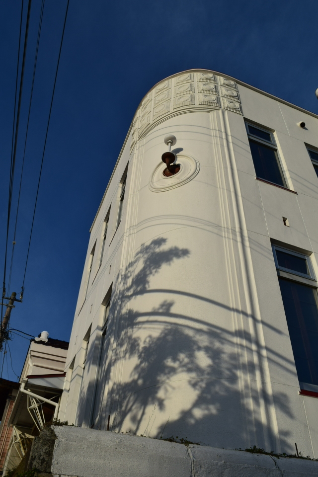 函館末広町の大三坂ビルジング(建築家・関根要太郎函館作品?再訪、その7)_f0142606_09360704.jpg