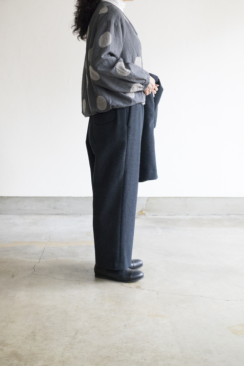 ゴーシュ チェビオットツイル ワイドパンツ : un.regard.moderne ゴーシュ チェビオットツイル ワイドパンツ : un.regard.moderne