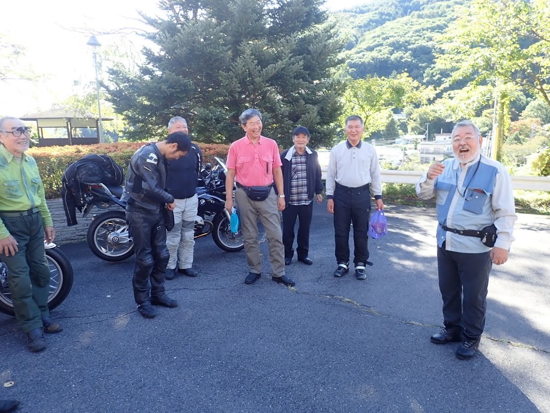 紅葉狩りツーリング_b0238789_15405446.jpg
